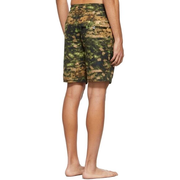 Burberry Breton Camo Print Men Size XL Swim Trunks/Shorts Fern Green NWT $480 - Picture 4 of 10